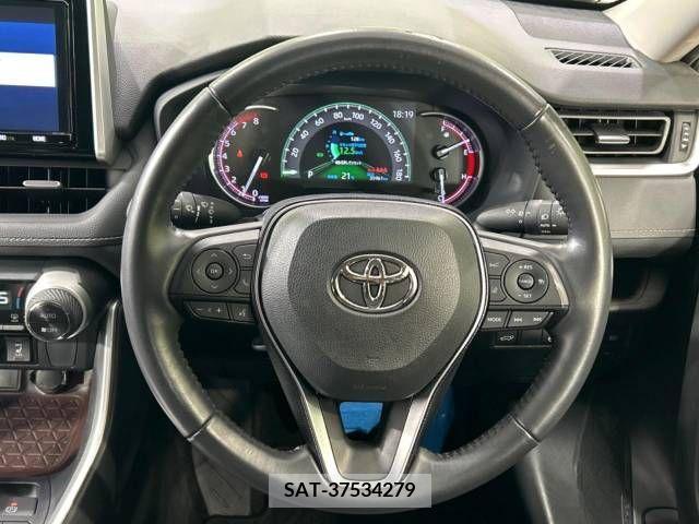 Toyota RAV4 2020-09 282902-11