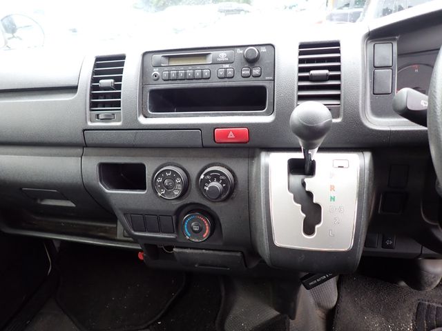 Toyota HIACE VAN 2017-09 9249-15