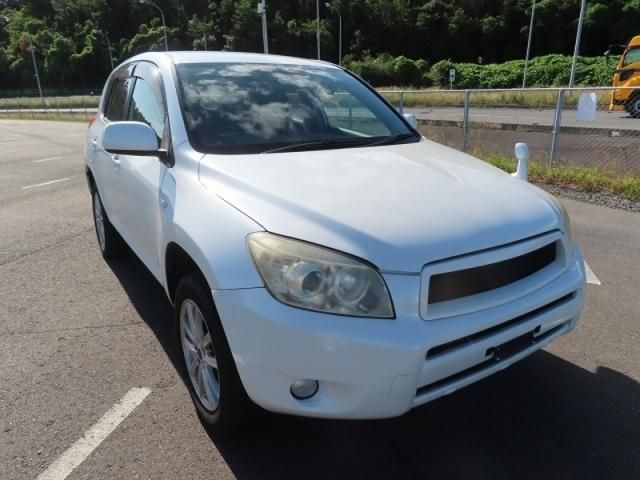 Toyota RAV4 2007-05 15706-8