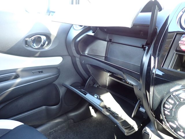Nissan NOTE 2018-09 11176-10