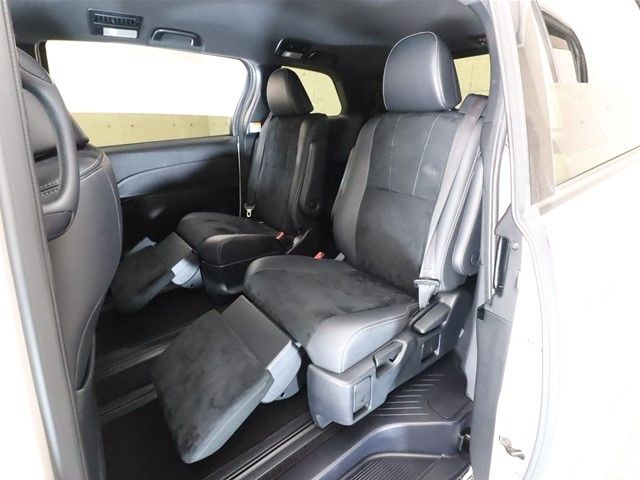 Toyota ESTIMA 2016-08 181174-6