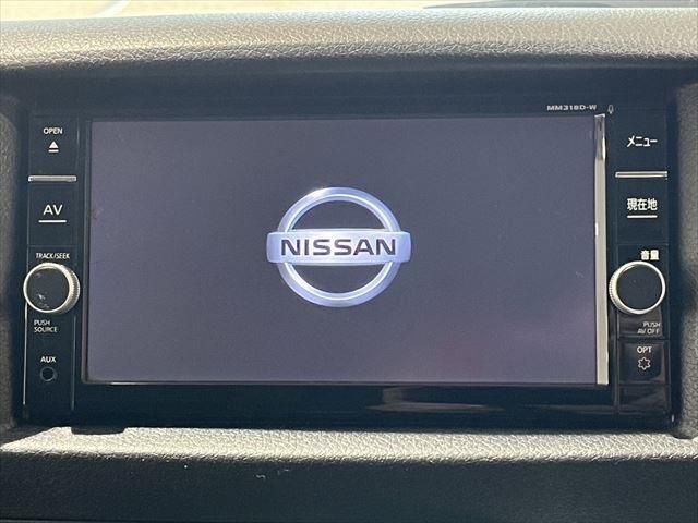 Nissan NV350 Caravan 2018-09 183741-26