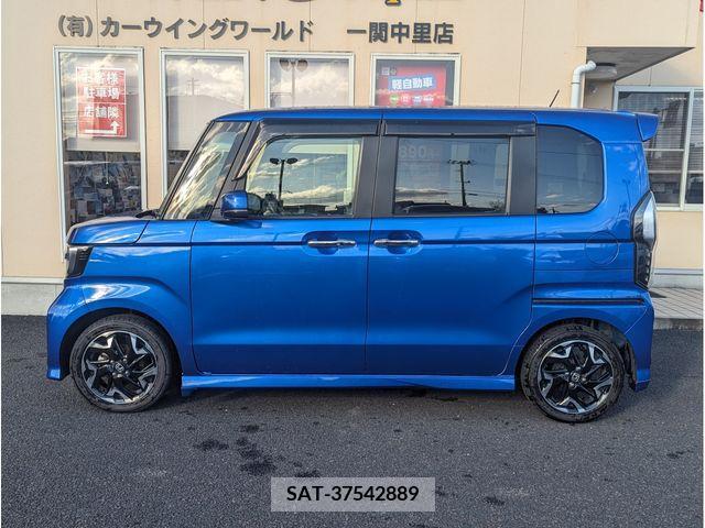 Honda N BOX CUSTOM 2018-04 217322-6