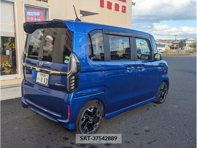 Honda N BOX CUSTOM 2018-04 217322-9