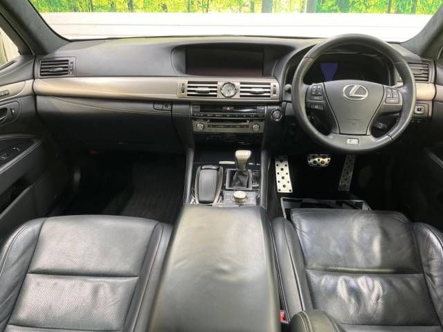 Lexus LS 2013-06 26648-1