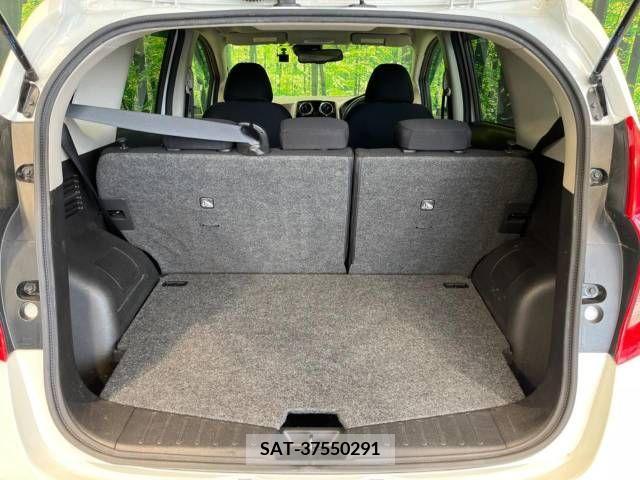 Nissan NOTE 2014-08 365345-9