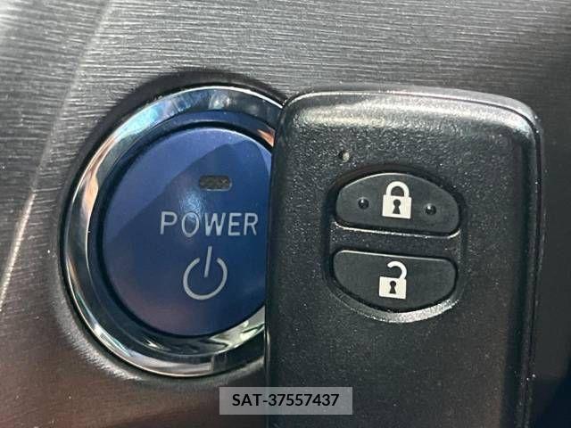 Toyota PRIUS 2012-05 322032-5