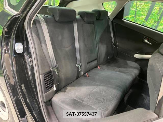 Toyota PRIUS 2012-05 322032-8
