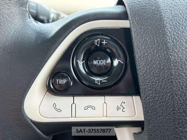 Toyota PRIUS 2016-02 335144-14