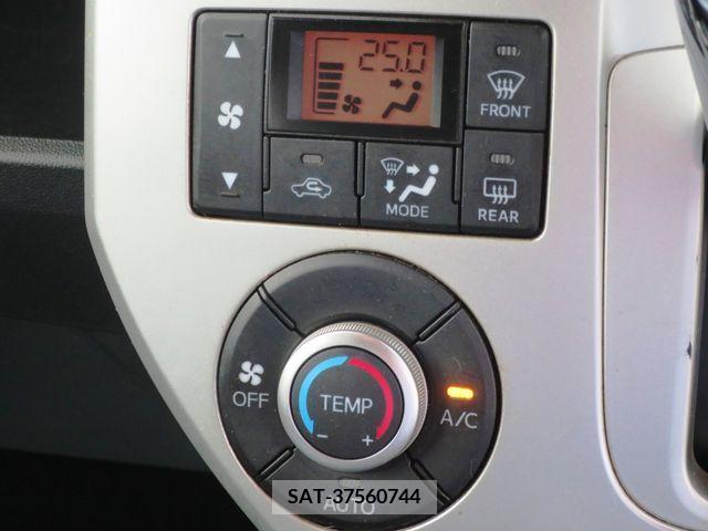 Daihatsu WAKE 2016-01 345645-17