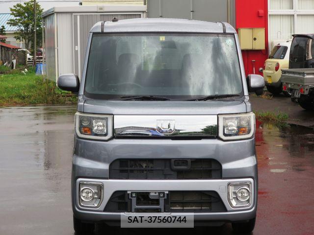 Daihatsu WAKE 2016-01 345645-1