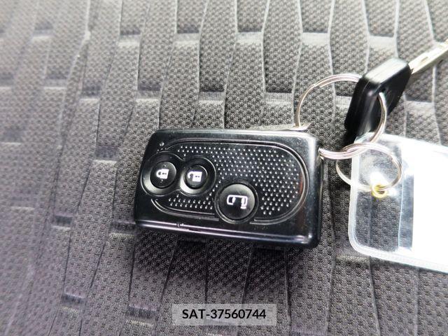 Daihatsu WAKE 2016-01 345645-24