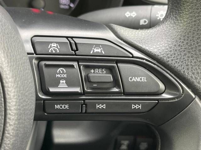 Toyota SIENTA 2022-12 14484-6