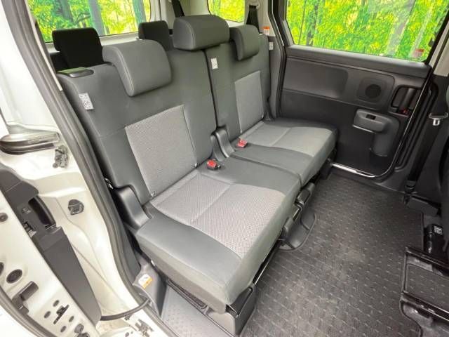 Toyota SIENTA 2022-12 14484-9