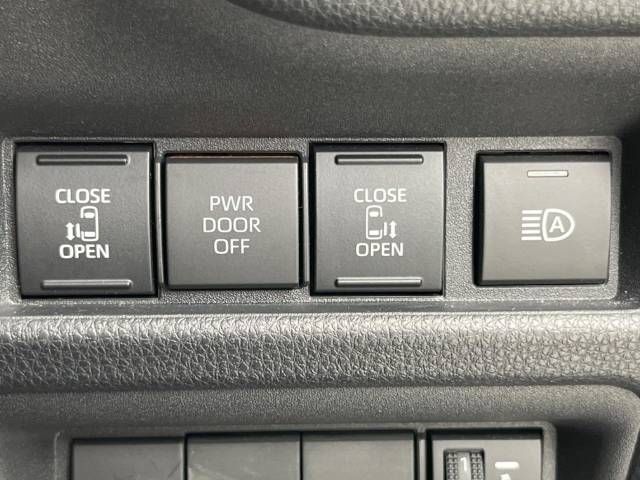 Toyota SIENTA 2022-12 14484-5
