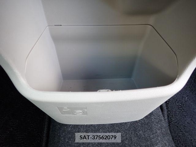 Daihatsu MOVE 2019-04 347935-11