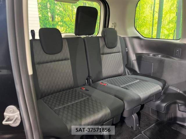 Nissan SERENA 2020-10 393871-11