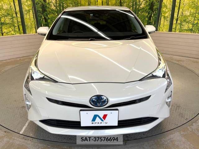 Toyota PRIUS 2017-03 282135-14