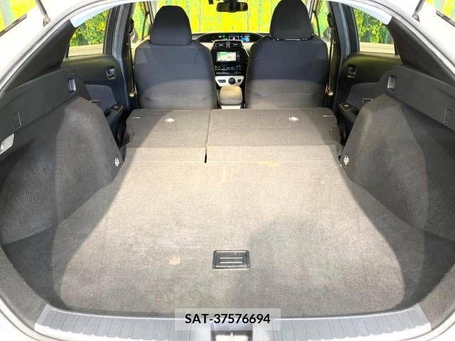 Toyota PRIUS 2017-03 282135-10