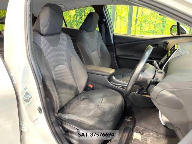 Toyota PRIUS 2017-03 282135-8