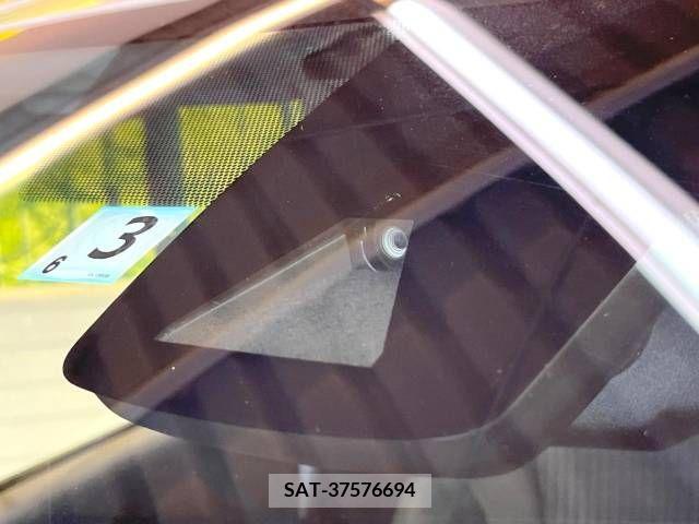 Toyota PRIUS 2017-03 282135-4