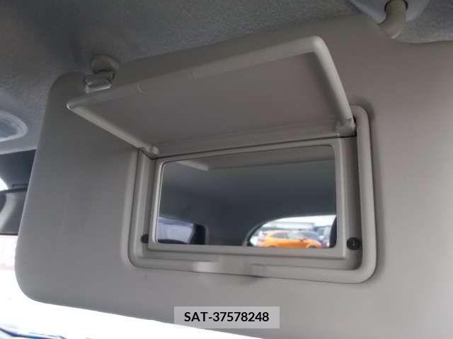 Nissan JUKE 2017-04 274021-13