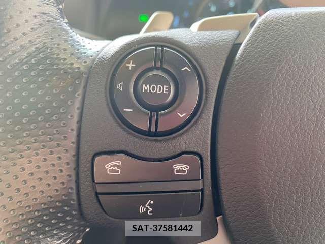 Lexus IS 2016-06 275380-11