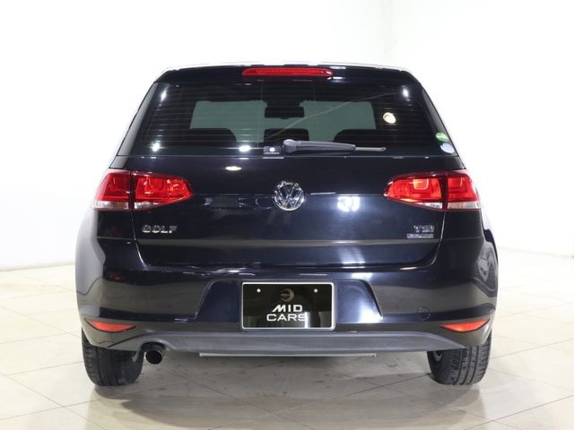 VolksWagen GOLF 2014-03 26829-2