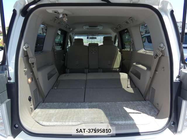 Nissan ELGRAND 2012-01 359721-28