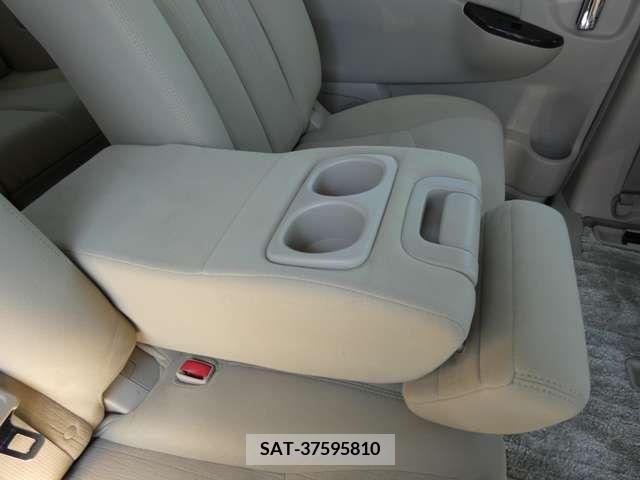 Nissan ELGRAND 2012-01 359721-26