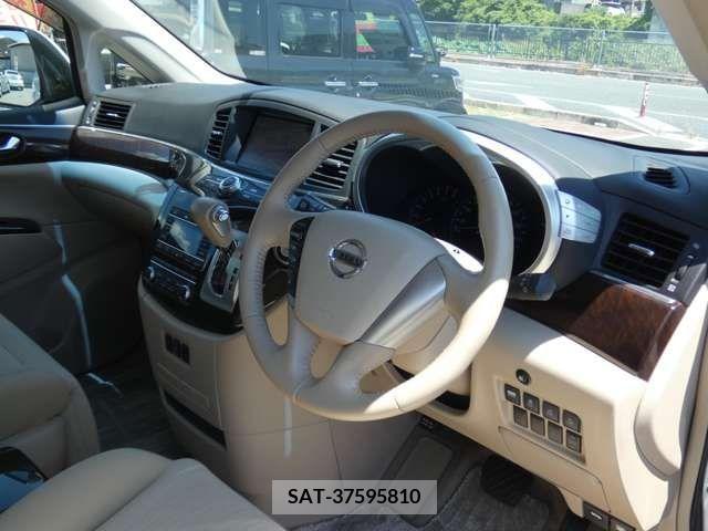 Nissan ELGRAND 2012-01 359721-12