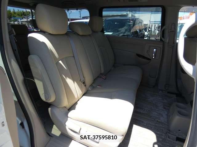 Nissan ELGRAND 2012-01 359721-23