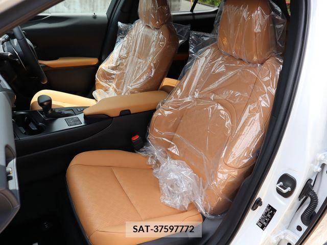 Lexus UX 2023-09 275929-9