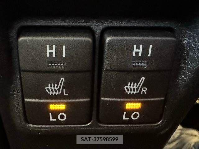 Toyota VOXY 2018-07 288997-9