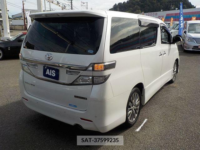 Toyota VELLFIRE 2014-01 369676-5