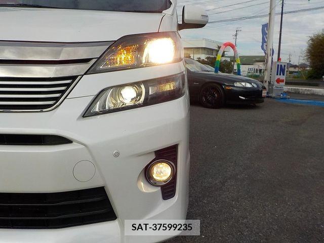 Toyota VELLFIRE 2014-01 369676-15