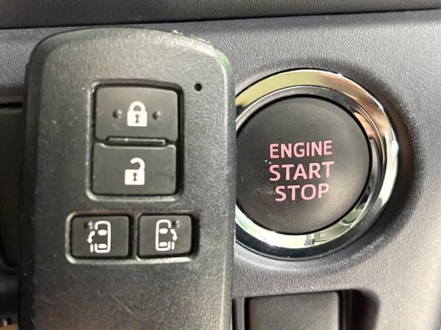 Toyota VOXY 2015-07 26895-7