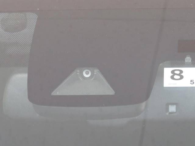 Toyota PRIUS 2018-08 187897-3
