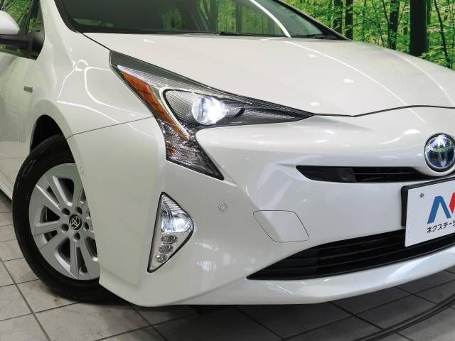 Toyota PRIUS 2018-08 187897-12