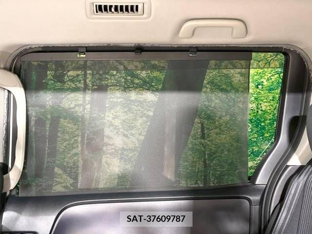 Toyota VOXY 2015-03 395003-7