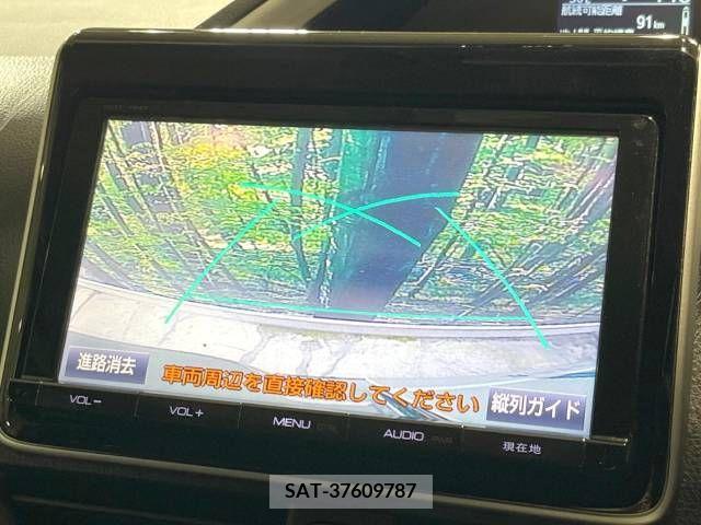 Toyota VOXY 2015-03 395003-6