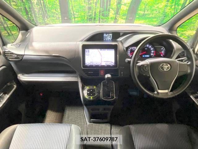 Toyota VOXY 2015-03 395003-1