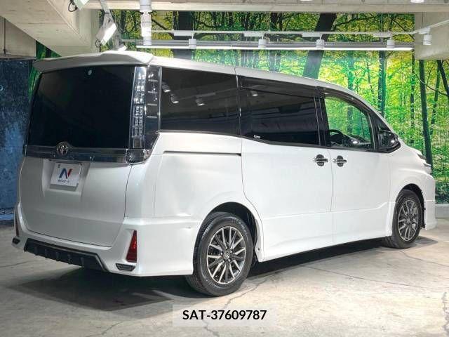 Toyota VOXY 2015-03 395003-18