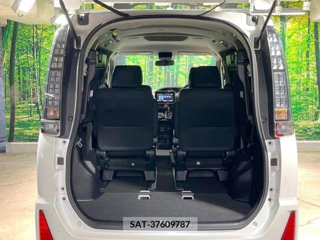 Toyota VOXY 2015-03 395003-11