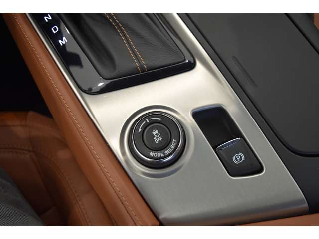 Chevrolet CORVETTE 2016-09 14079-8