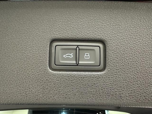 Audi Q8 2022-11 17289-18