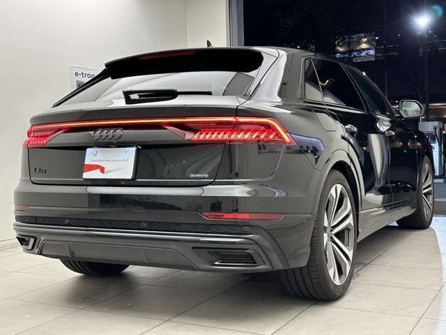 Audi Q8 2022-11 17289-1