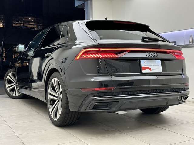 Audi Q8 2022-11 17289-5