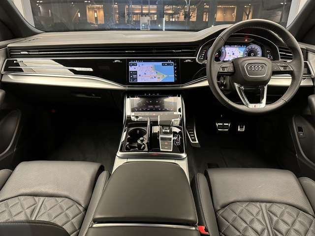 Audi Q8 2022-11 17289-7