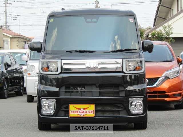 Daihatsu WAKE 2020-07 371071-5